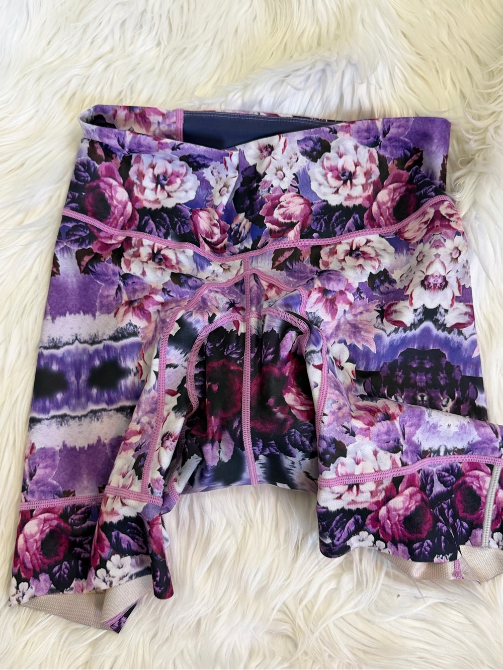 Shebeest Cycling Shorts Peonies Petunia Size Medium Purples 8” Inseam